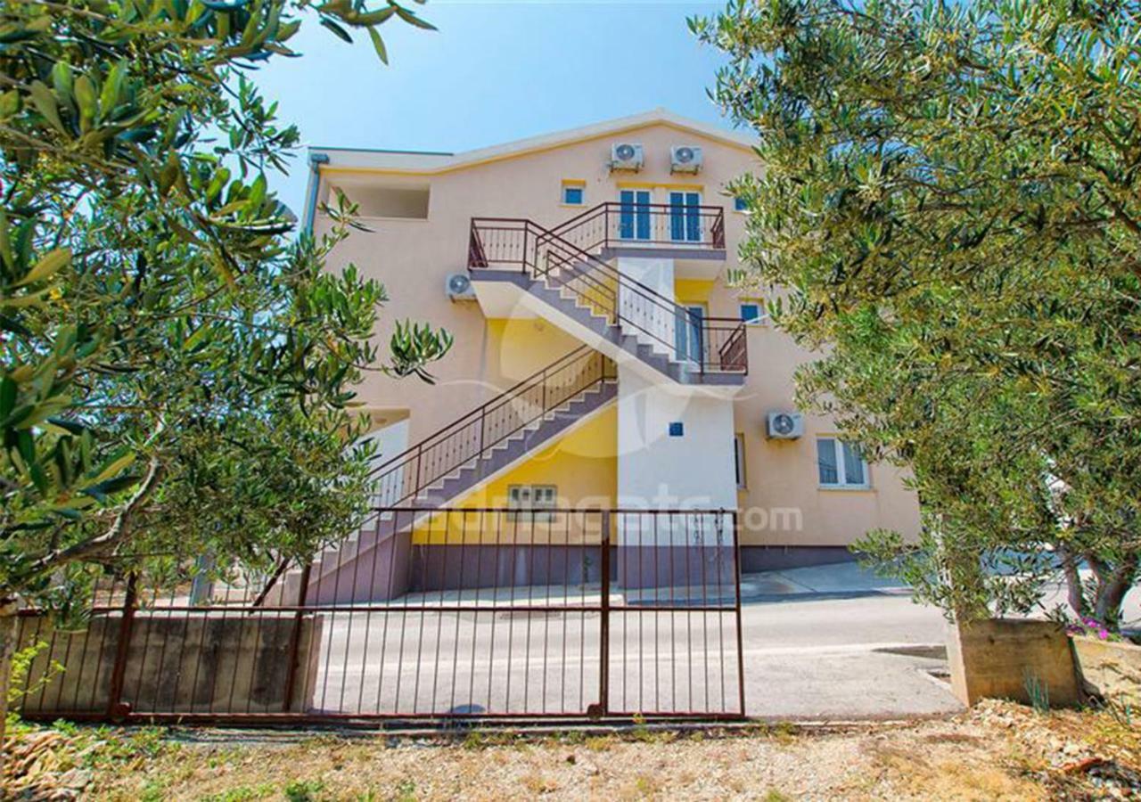 Apartments Iva Rogoznica  Exterior foto